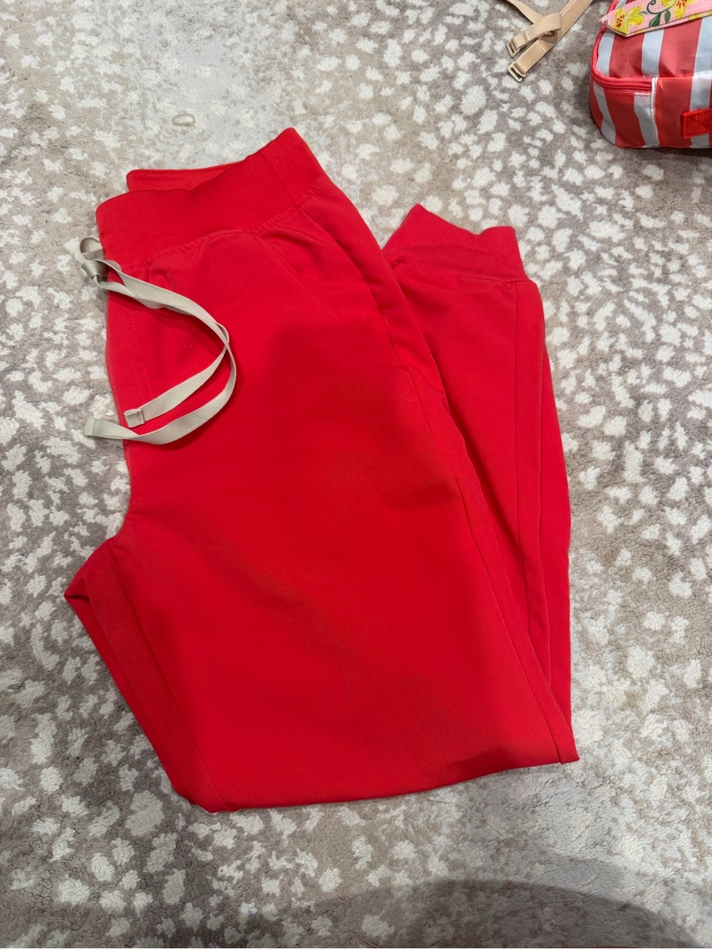 Set of 11 Figs Zamora joggers small petite - Picture 12 of 12